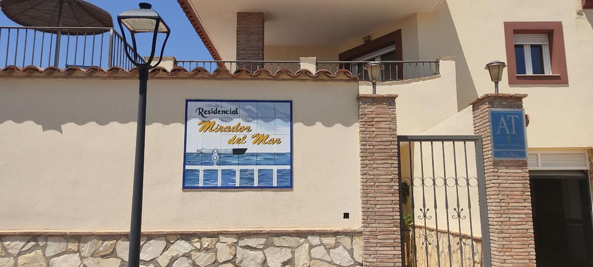 Apartamentos Turisticos Mirador Del Mar パロマレス エクステリア 写真